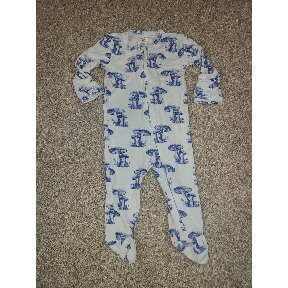 Kate Quinn bamboo Zipper Romper footie in the "Blue‎ Mushrooms" size 0-3m